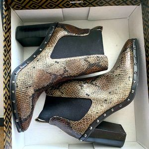 Charles David Booties